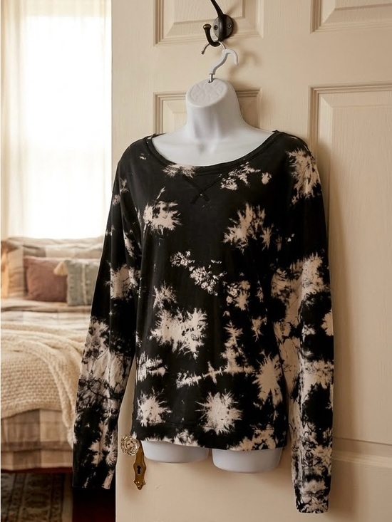 Mono B Tops - Mono B Black & White Tie-Dye Long Sleeve Sweatshirt - Size 3XL / XXXL